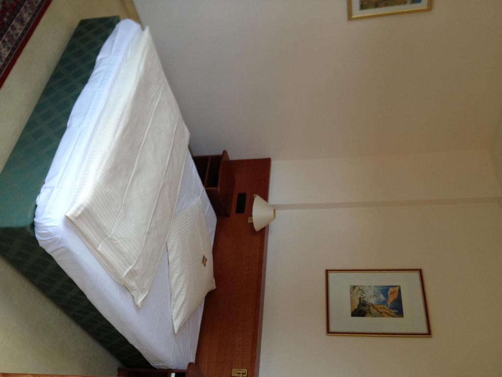 Hotel Bergedorfer Hoehe Hamburg Phòng bức ảnh